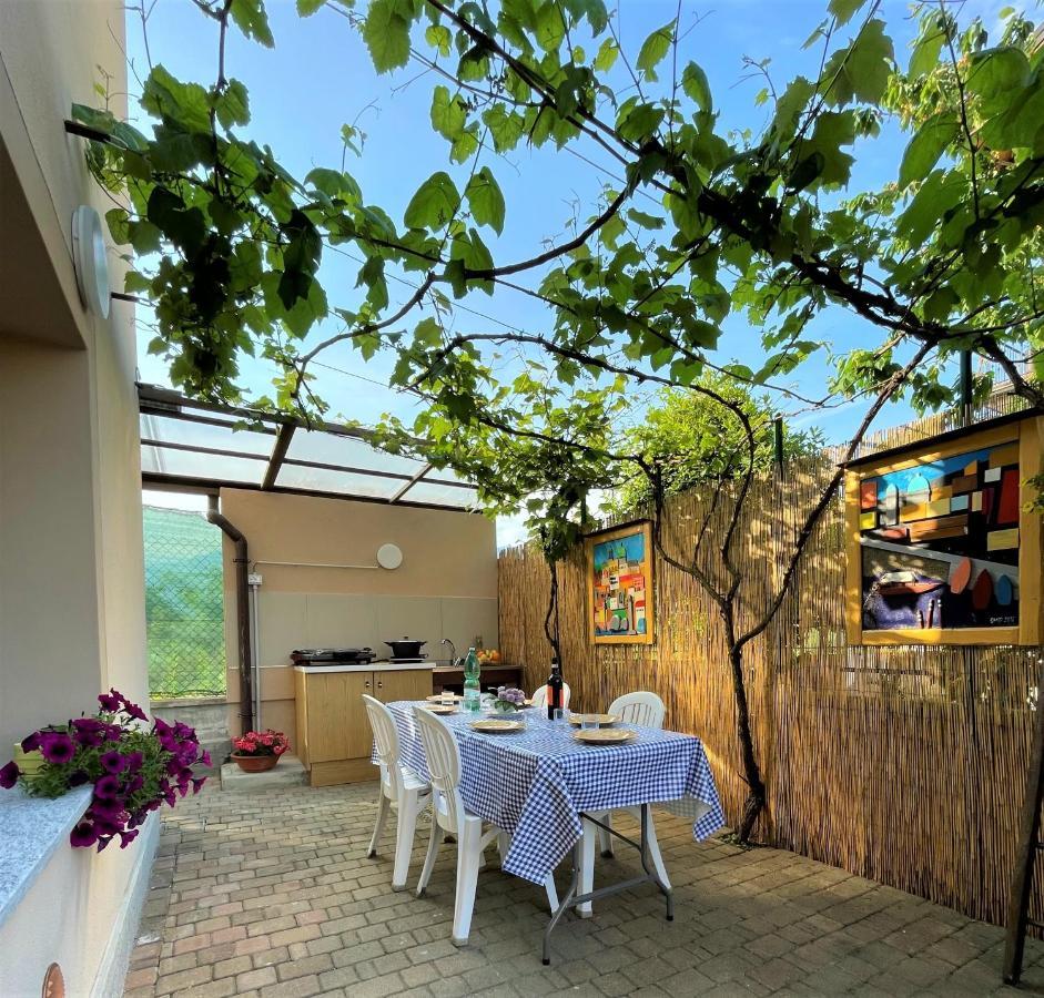 Giorni Felici Tutto Nuovo, Giardino, Parcheggio Daire Verbania Dış mekan fotoğraf